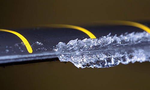 Ice buildup on airfoils