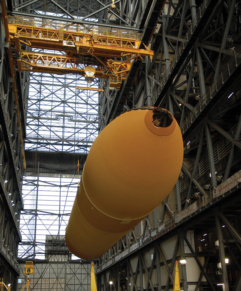 An external tank for a space shuttle