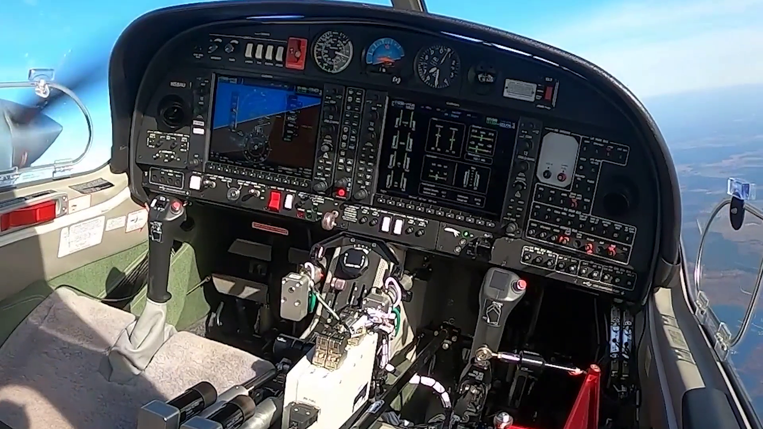 Cockpit of the optionally-piloted aircraft called Centaur