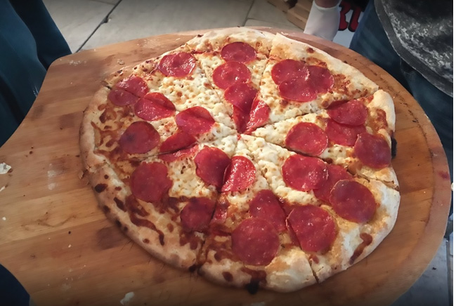 Pepperoni pizza