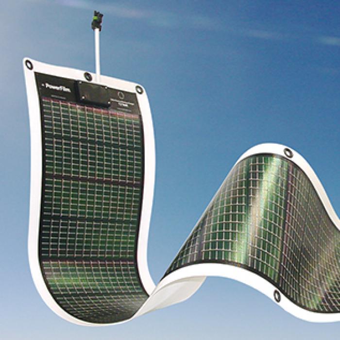 Thin flexible solar cells that are manufactured on a rollable sheet