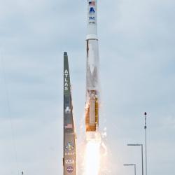 Atlas V rocket